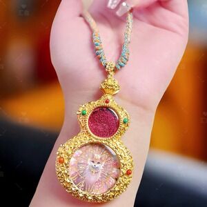 Gourd-shaped Thangka pendant, hand-painted, portable necklace with cord